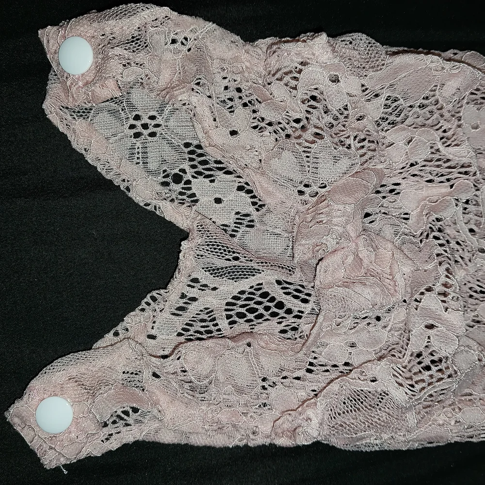 Sheer Pink Lace Newborn Baby Onsie Floral Pattern and Form-Fitting Design - Picture 5 of 6